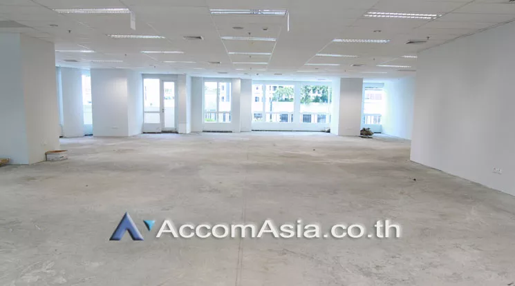 8  Office Space For Rent in Ploenchit ,Bangkok BTS Ploenchit at Athenee Tower AA18066